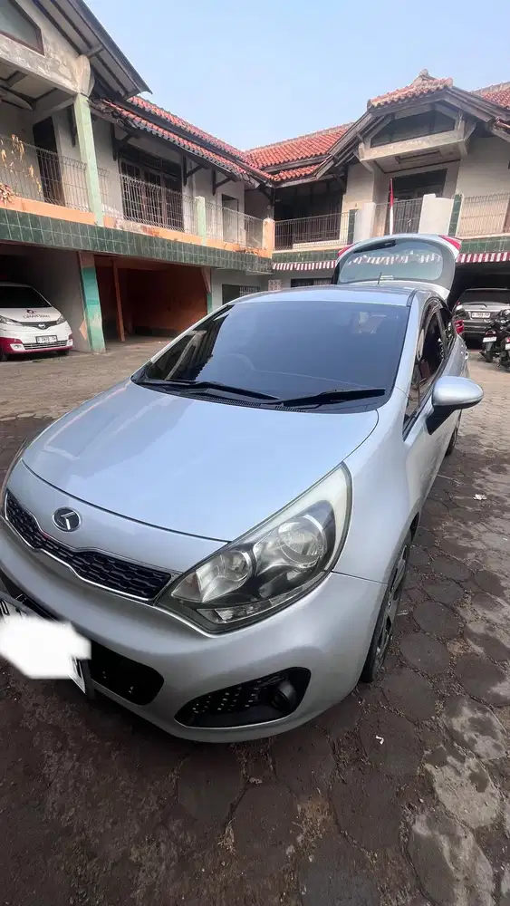 Kia Rio 2012 Bensin