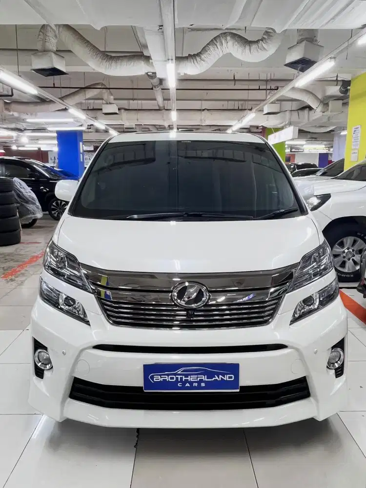 Toyota Vellfire 2015 Bensin