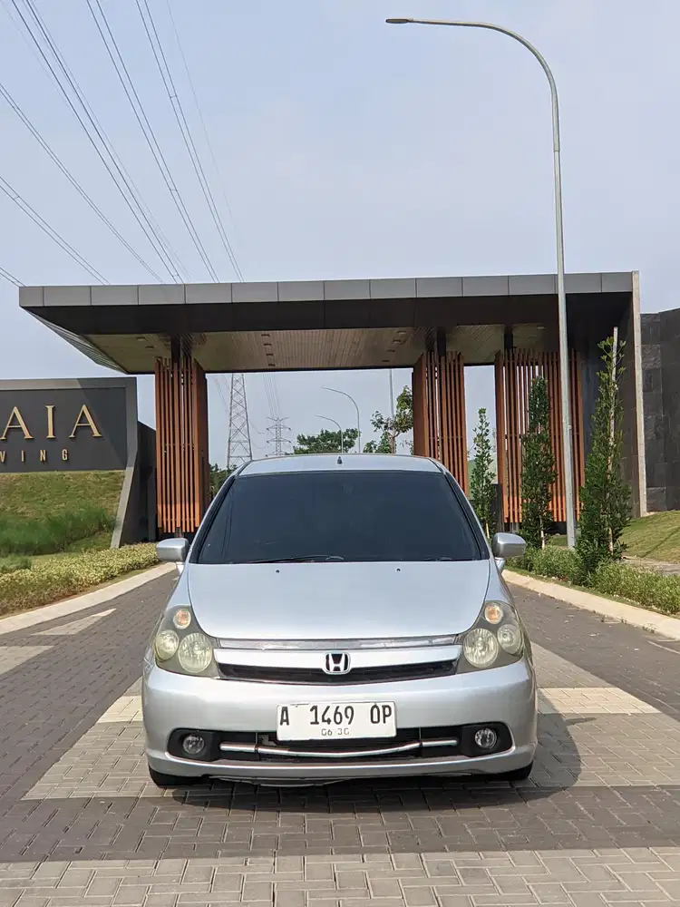 Honda Stream 2004 Bensin