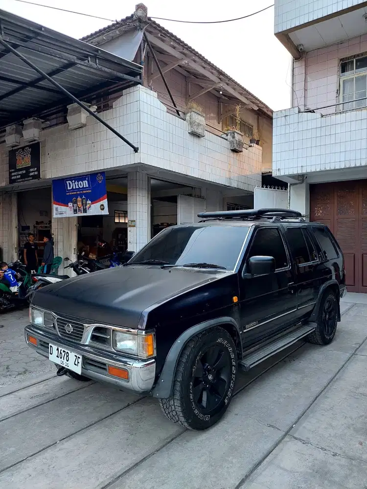 Nissan Terrano 2000 Bensin