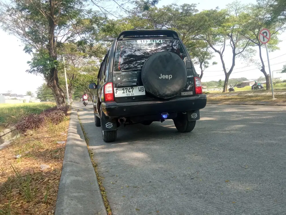 Suzuki Escudo 2000 Bensin