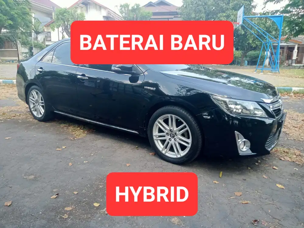 Toyota Camry Hybrid Matic 2014 Hitam Mulus Like New