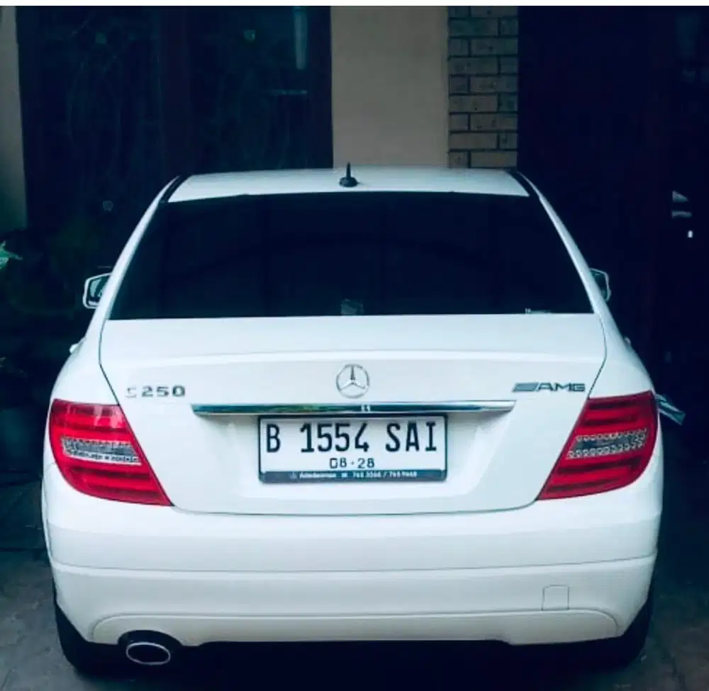 Mercedes-Benz C200 2013 Bensin