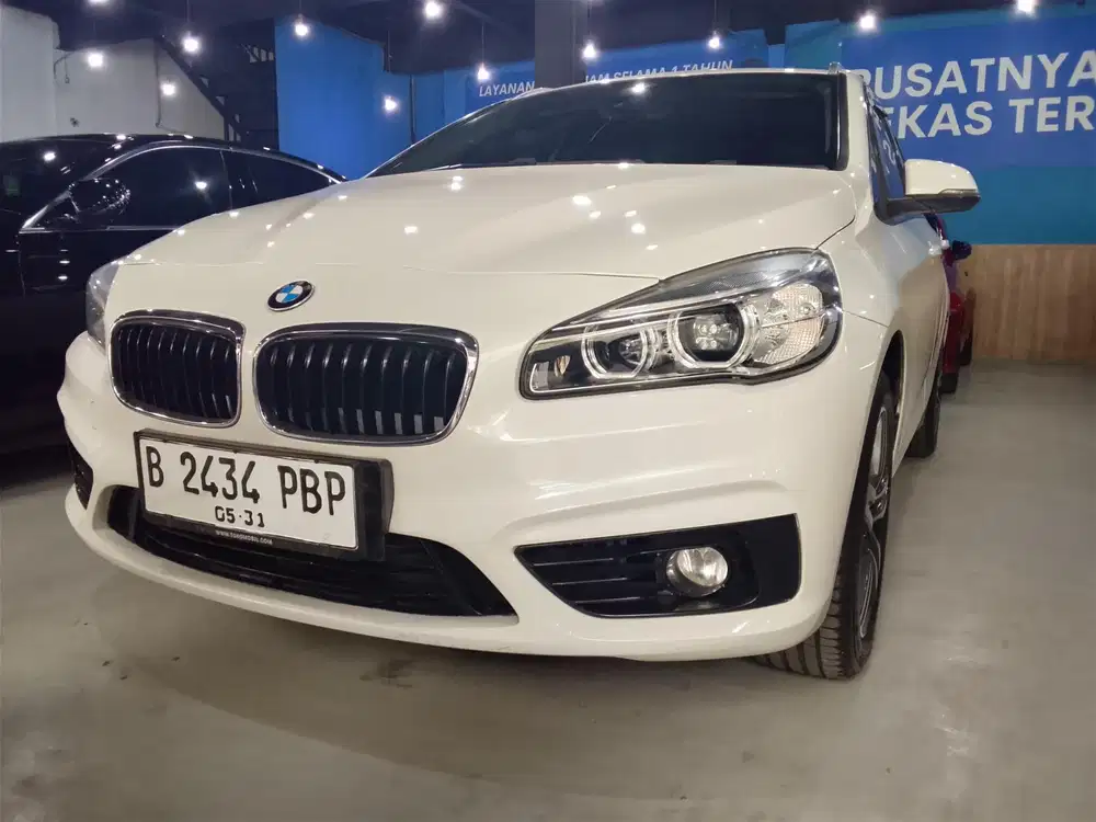 BMW 218i Active Tourer 2015