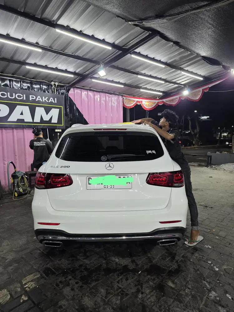 Mercedes-Benz GLC200 2020 Bensin