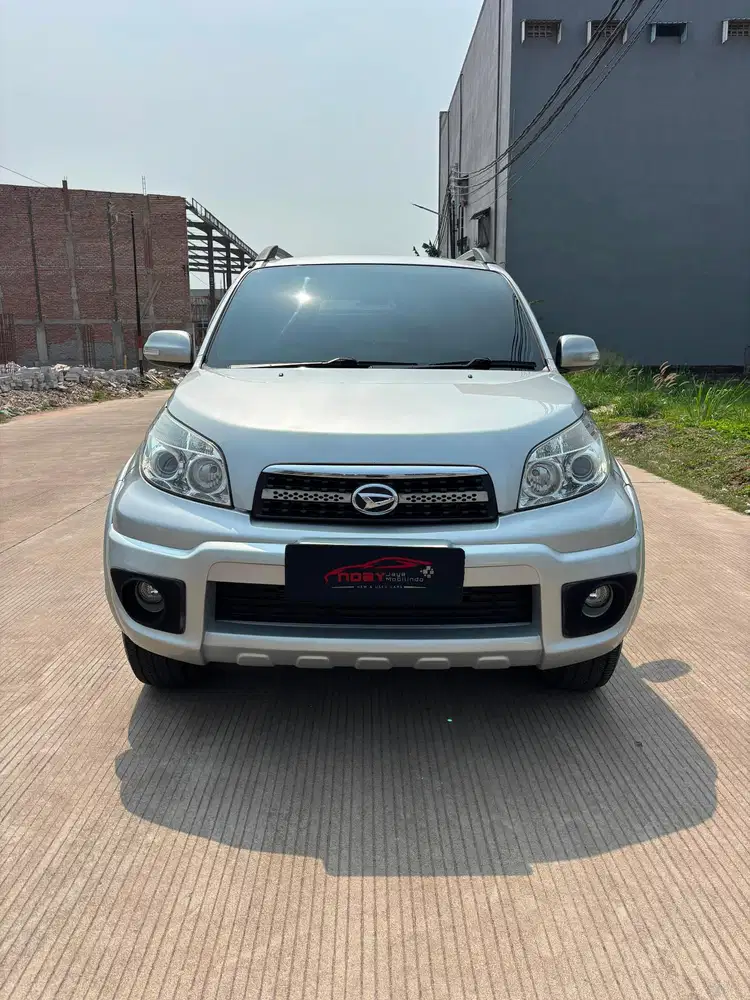 Daihatsu Terios TX ADVENTURE manual 2013 bekas murah