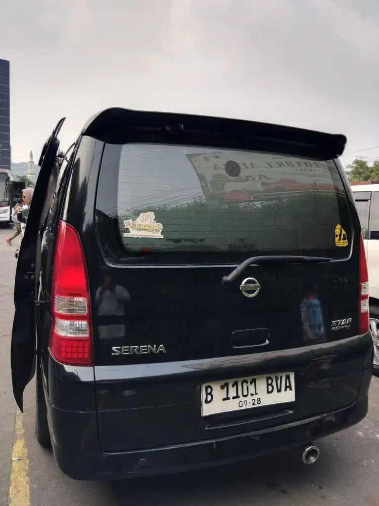 Nissan Serena 2005 Bensin