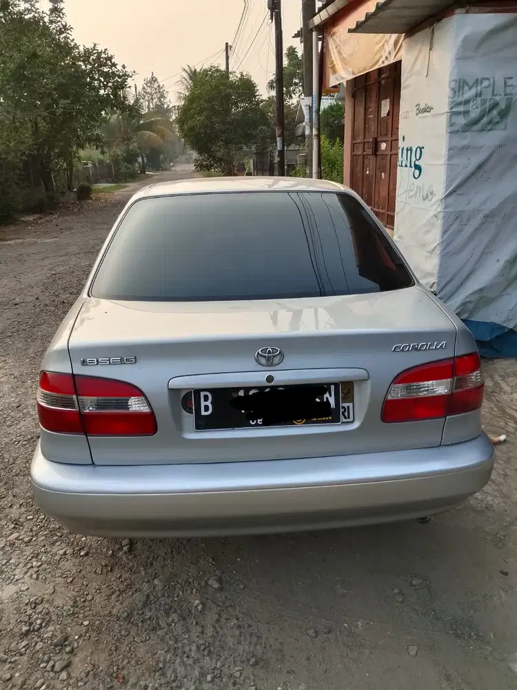 Toyota Corolla 2000 Bensin
