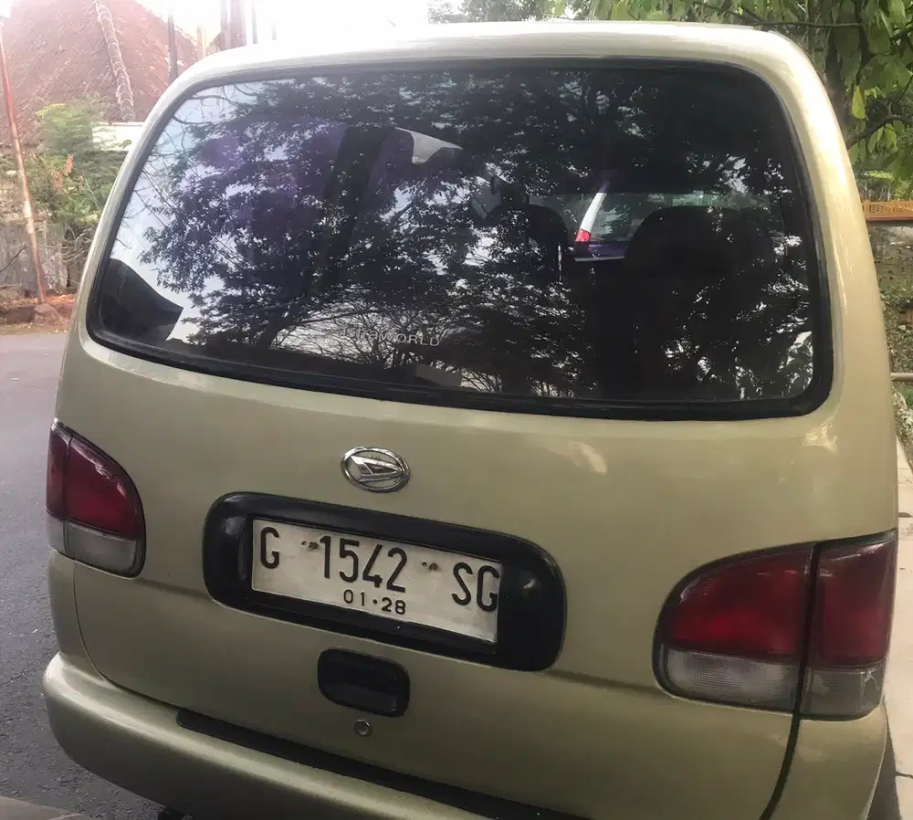 Daihatsu Espass 2005 Bensin