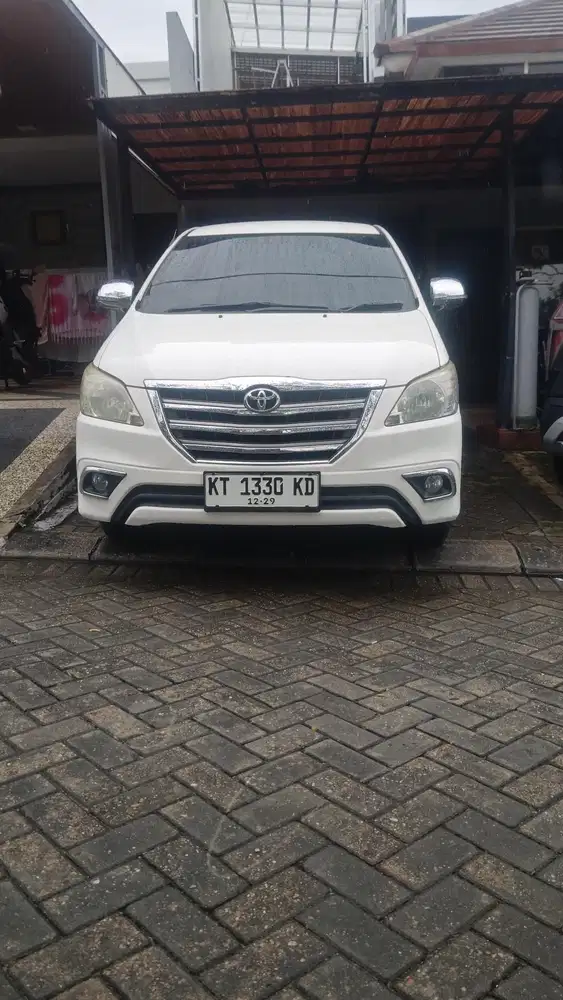 Toyota Kijang Innova 2014 Bensin