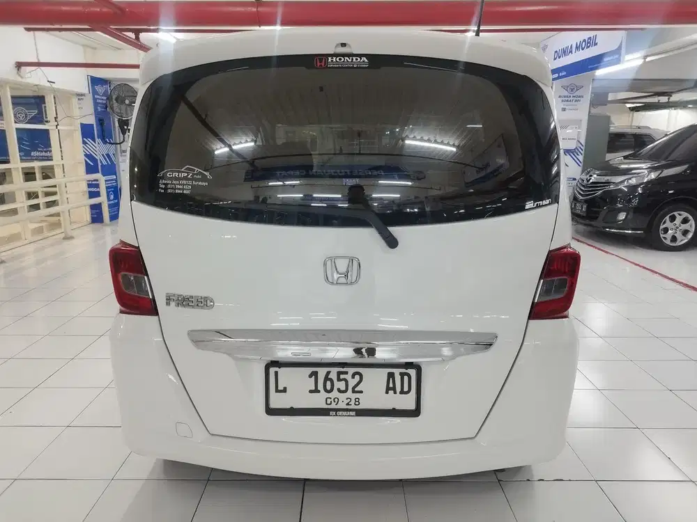 Freed E PSD AT 2013 Putih #honda #mobilbekas #mobilsurabaya #minibus