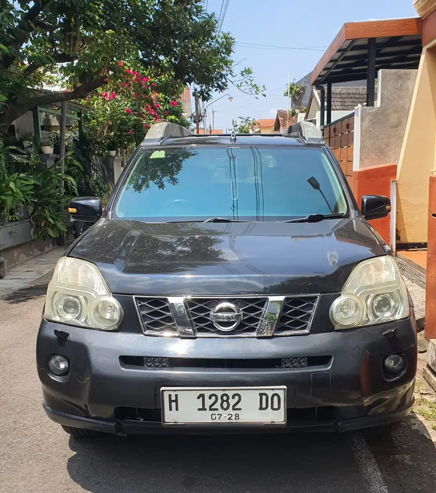 Nissan X-Trail 2010 Bensin