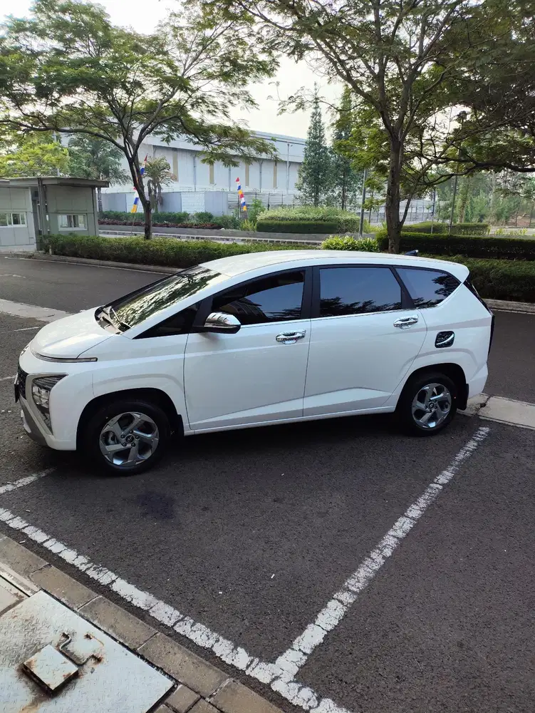 Hyundai Stargazer Essential 2026 IVT (KM 1400)
