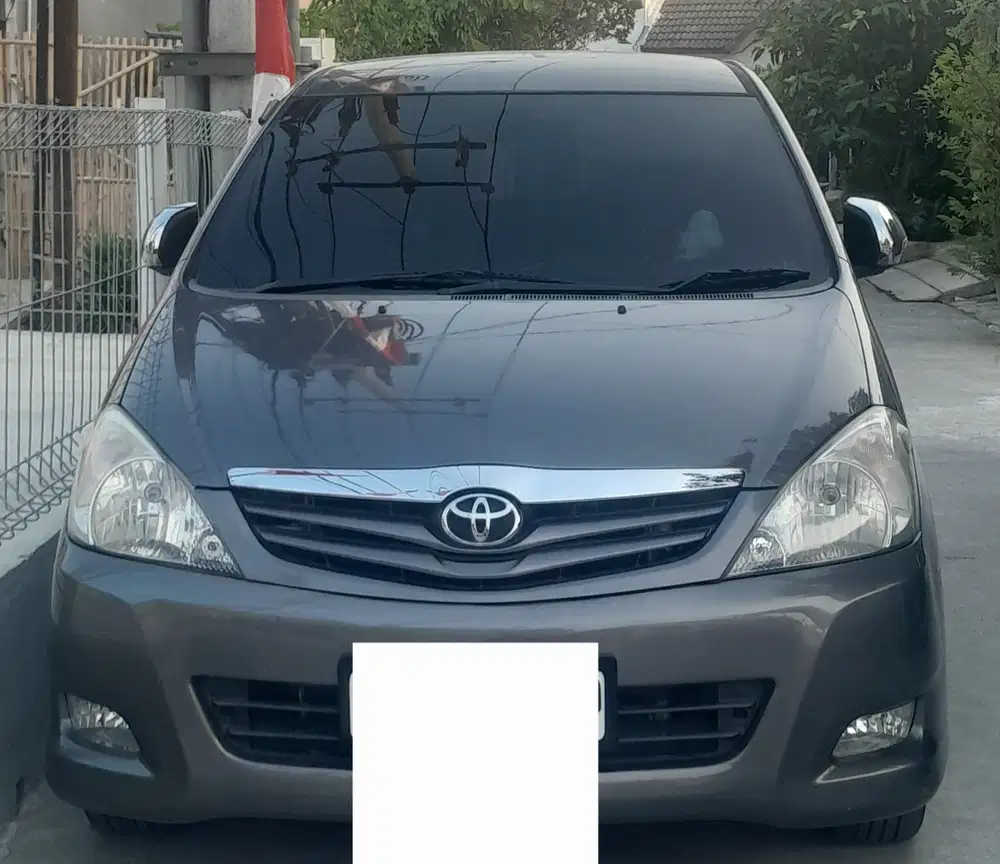 Toyota Kijang Innova 2011 Diesel
