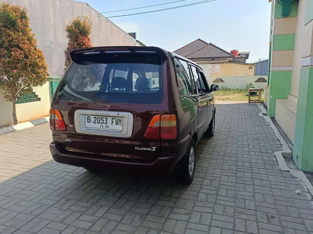 Toyota Kijang 2002 Bensin