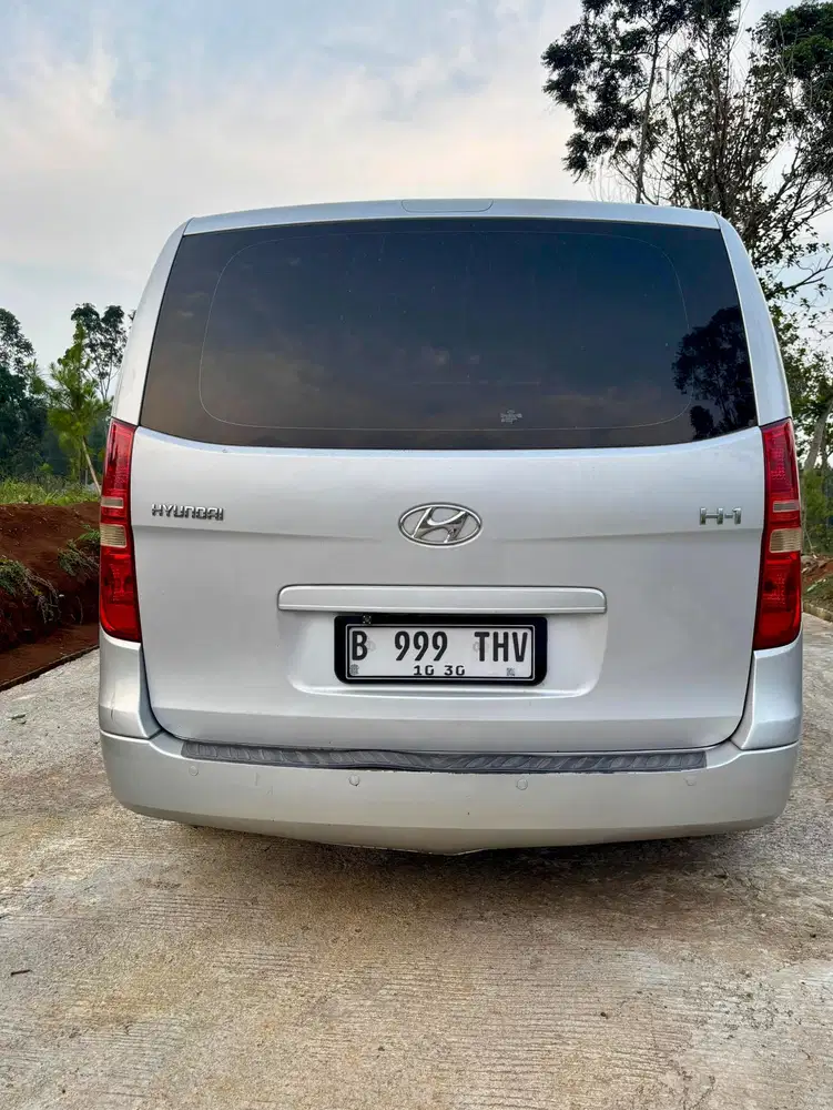 Hyundai H-1 2009 Bensin