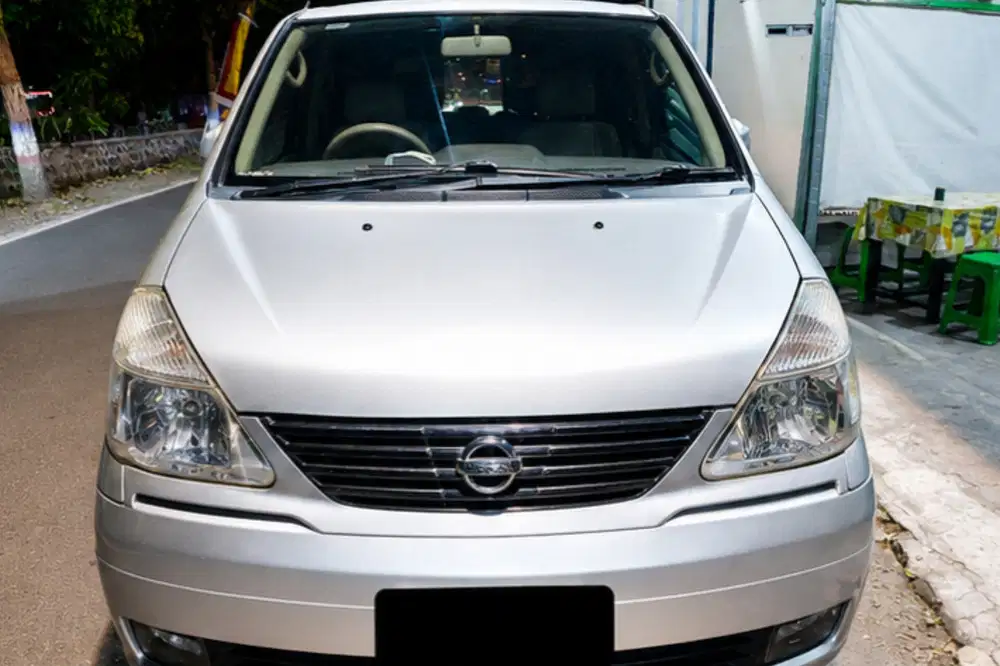 Nissan Serena 2010 Bensin