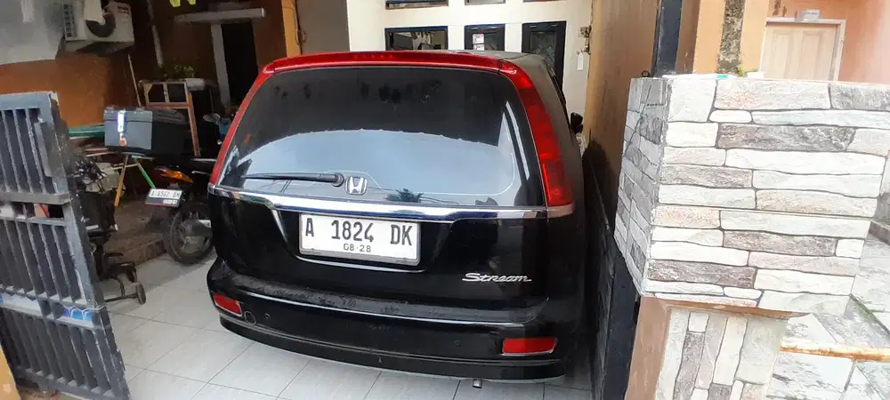Honda Stream 2001 Bensin