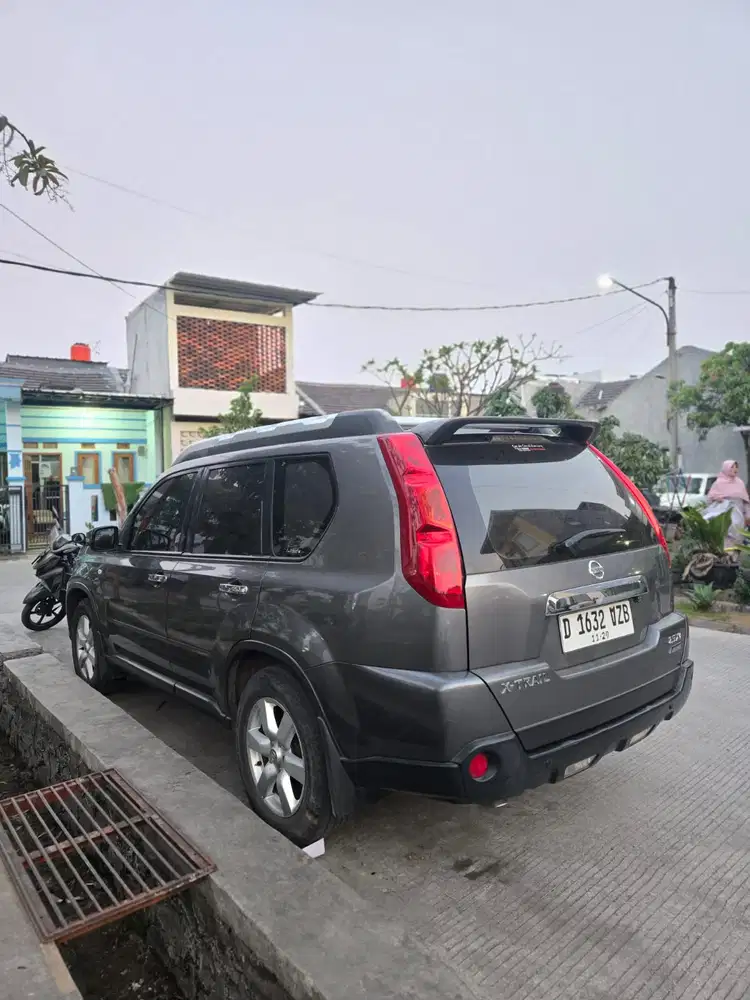 Nissan X-Trail 2009 Bensin