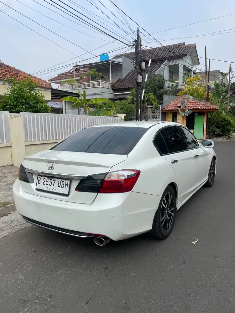 Honda Accord 2014 Bensin