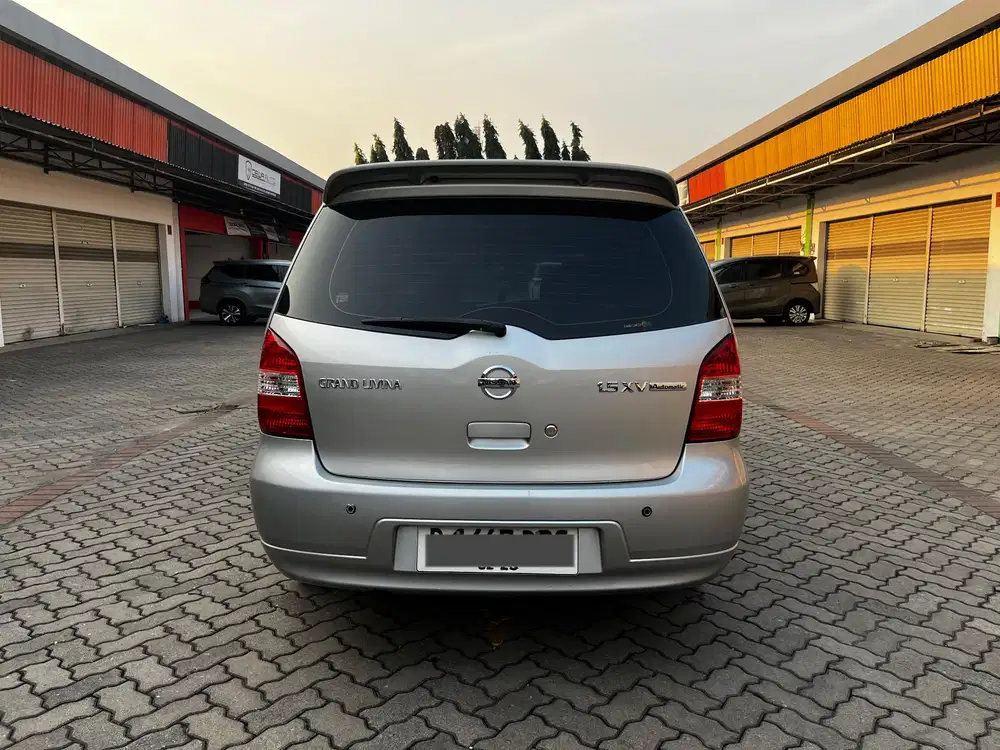 Nissan Grand livina Xv At 2013 DP 8 JT!!!