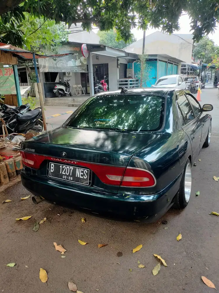 Mitsubishi Galant 1997 Bensin