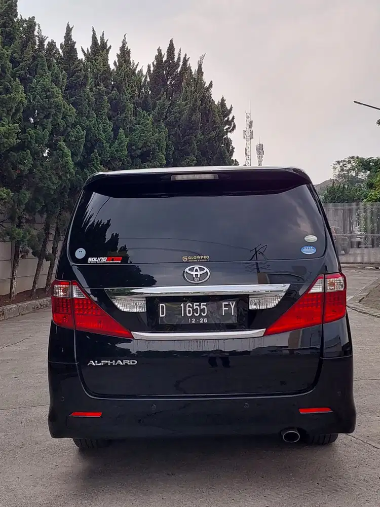 Toyota Alphard 2011 Bensin