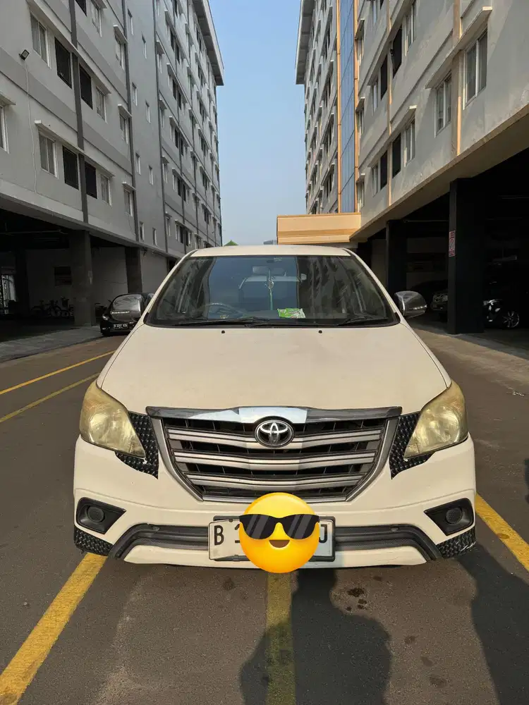 Toyota Kijang Innova 2014 Bensin