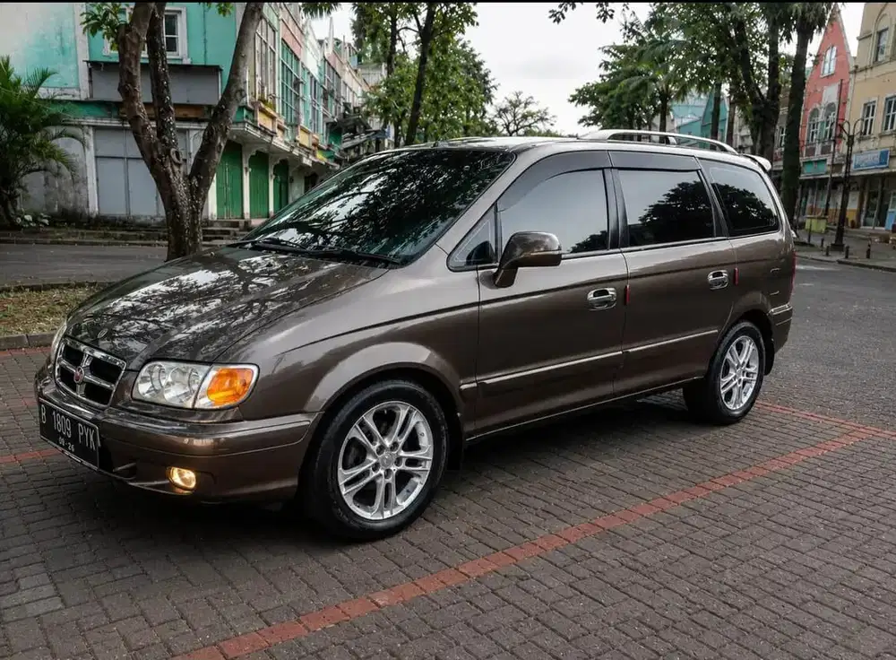 Hyundai Trajet 2004 Bensin