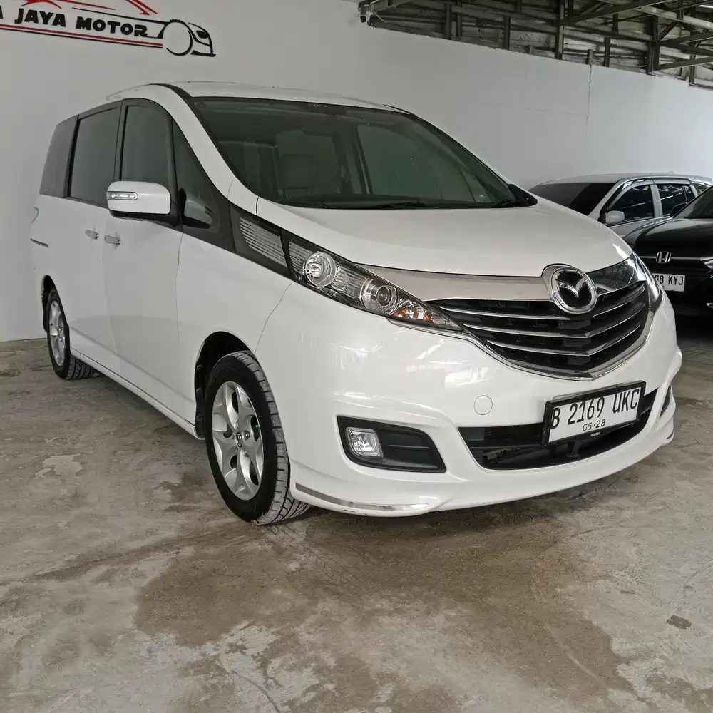 Mazda BIANTE 2.0 SKYACTIVE AT 2017 - PUTIH