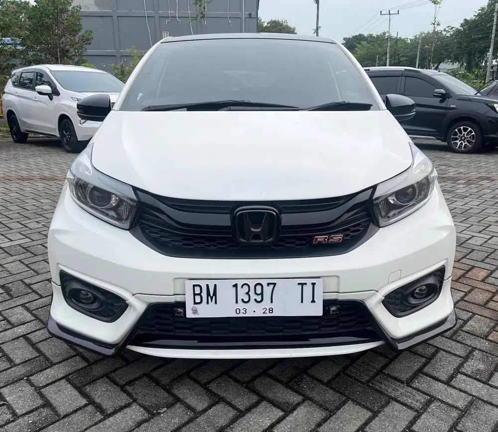 All new Brio RS Urbanite 1.2 Matic 2023 km 30 rb