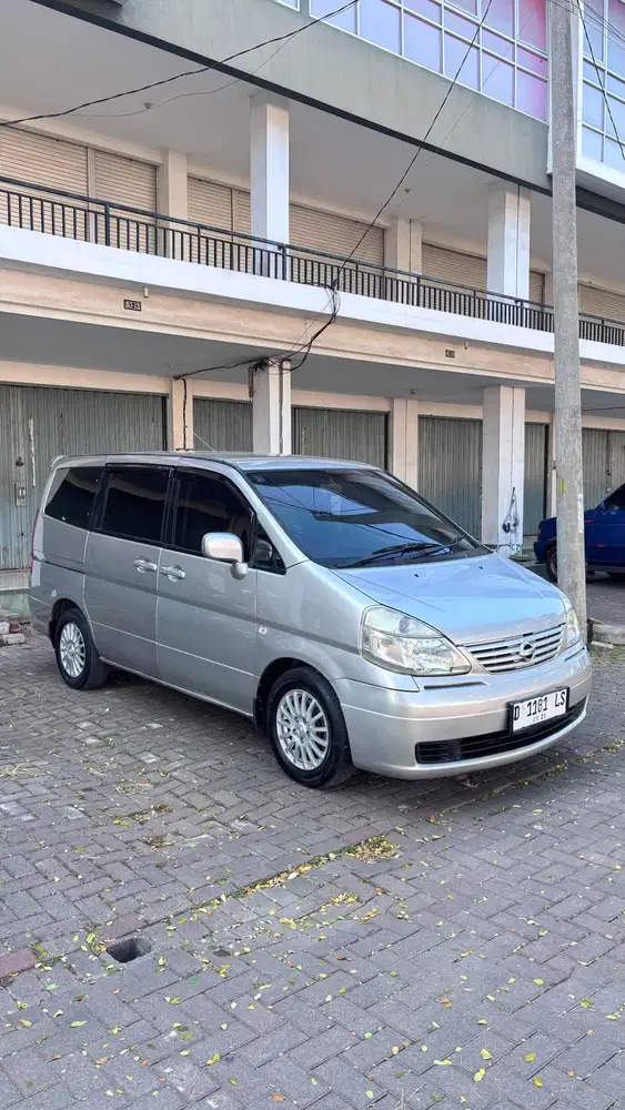 Nissan Serena 2012 Bensin