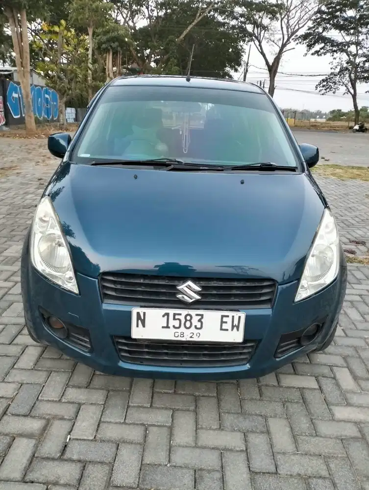 Suzuki Splash 2010 Bensin