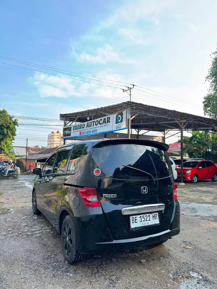 Honda Freed 2010 Bensin