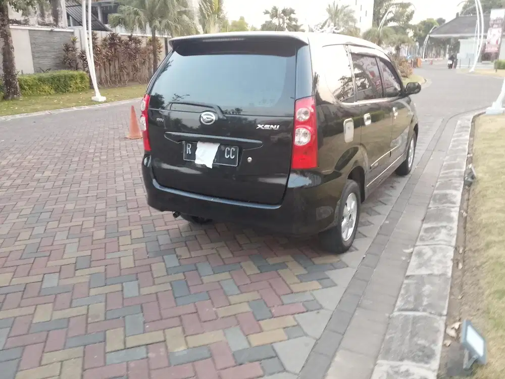 Daihatsu Xenia 2009 Bensin