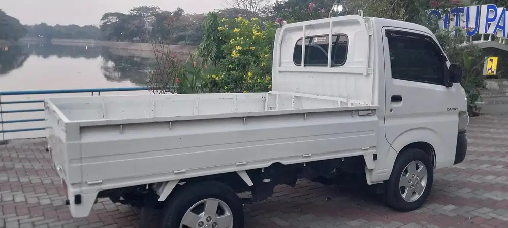 Suzuki Carry 2022 Bensin