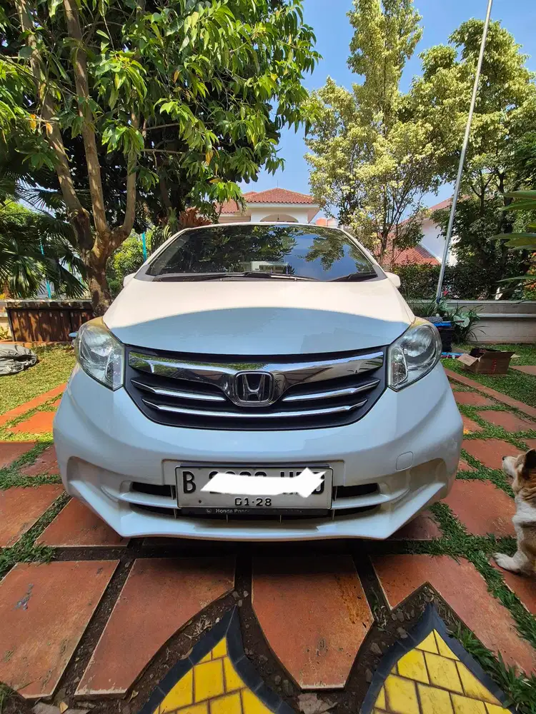 Honda Freed 2012 Bensin