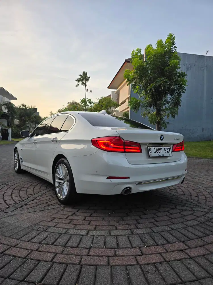 BMW G30 530i 2018 Bensin