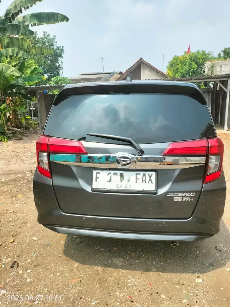 Daihatsu Sigra  R 2023 Bensin