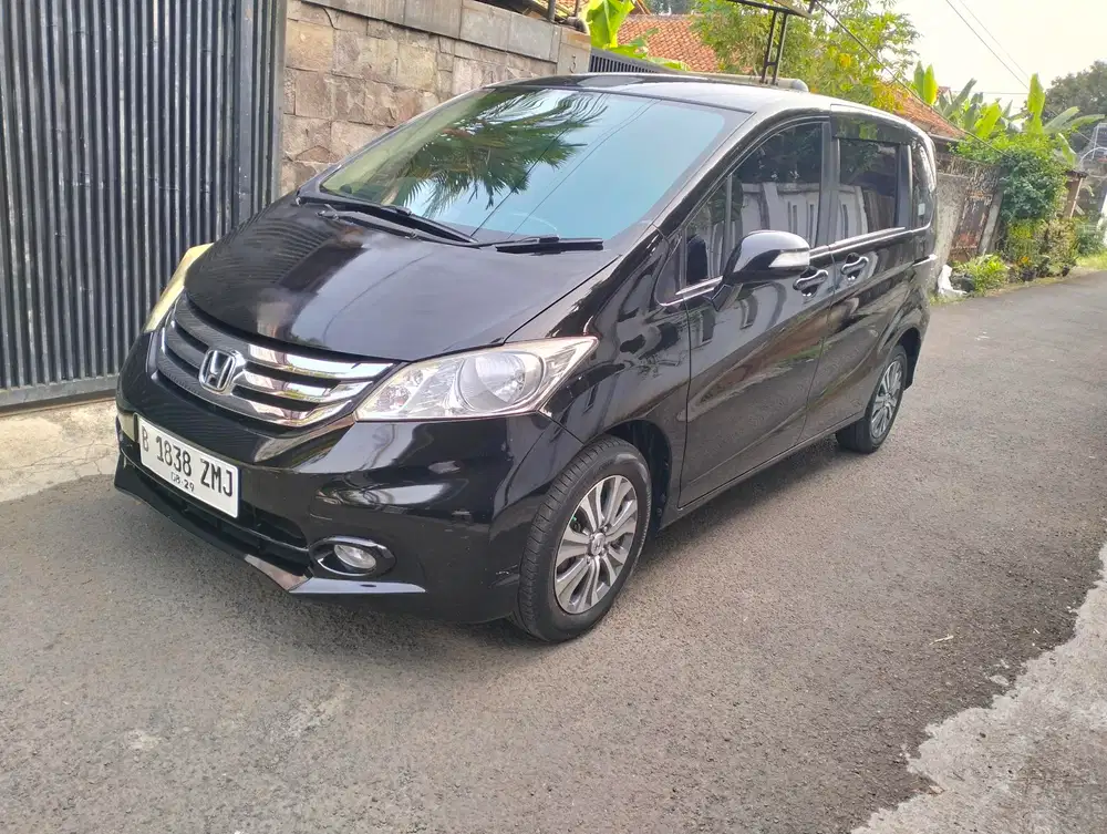 Honda Freed 2014 Bensin