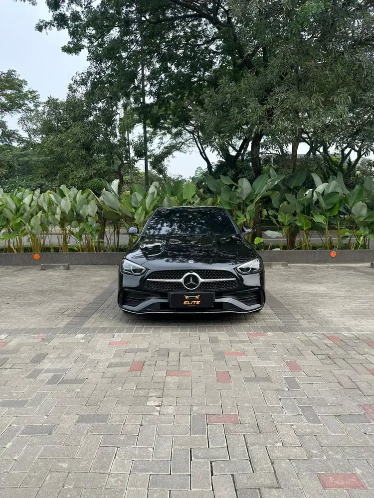 Mercedes-Benz C300 AMG 2024
