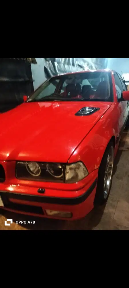 BMW 320i 1995 Bensin