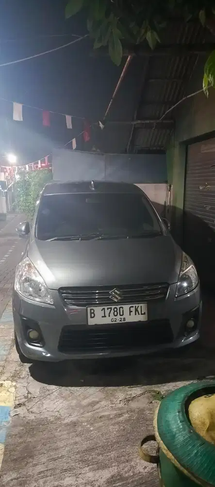 Suzuki Ertiga GL 2013 Low KM