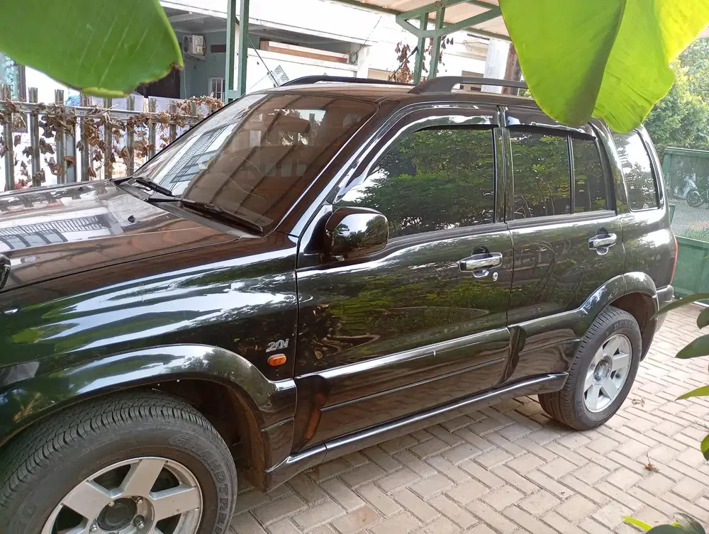 Suzuki Escudo 2.0 Manual Istimewa