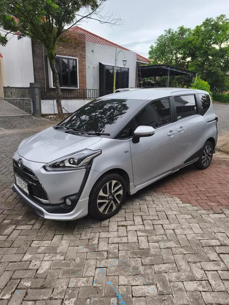Toyota Sienta 2018 Bensin