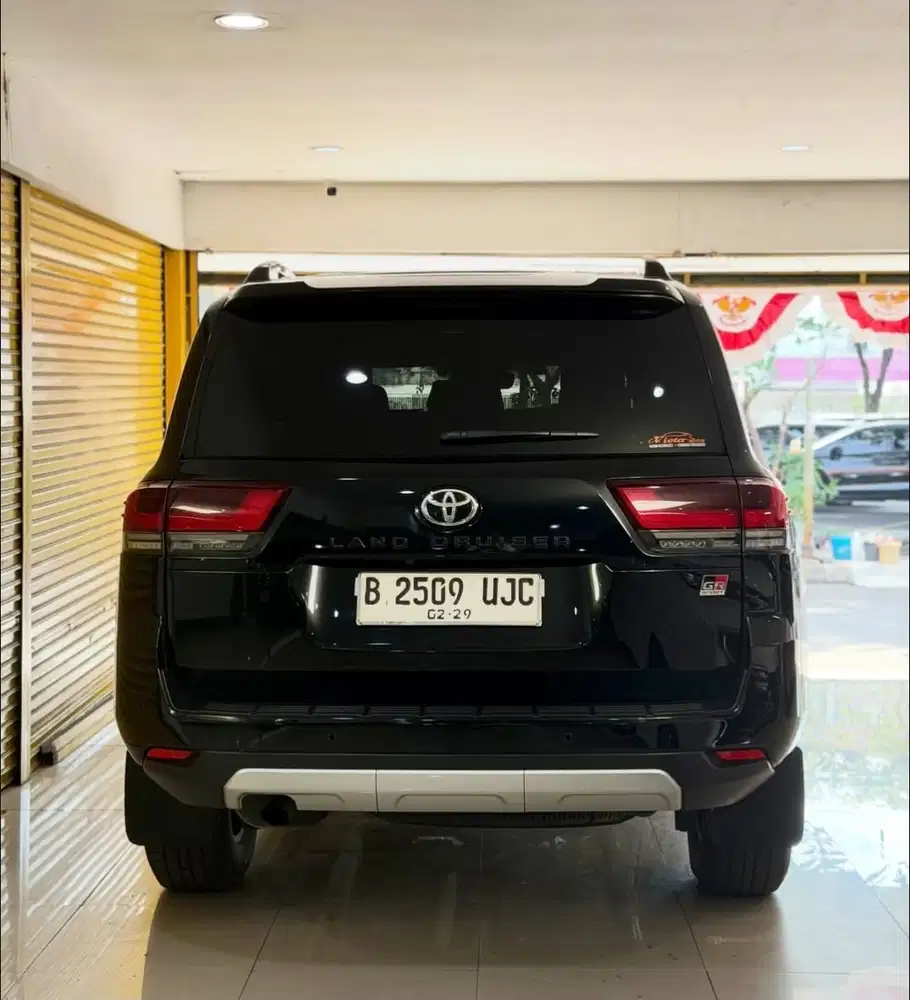 Toyota LandCruiser 3.3 GR 300 Sport