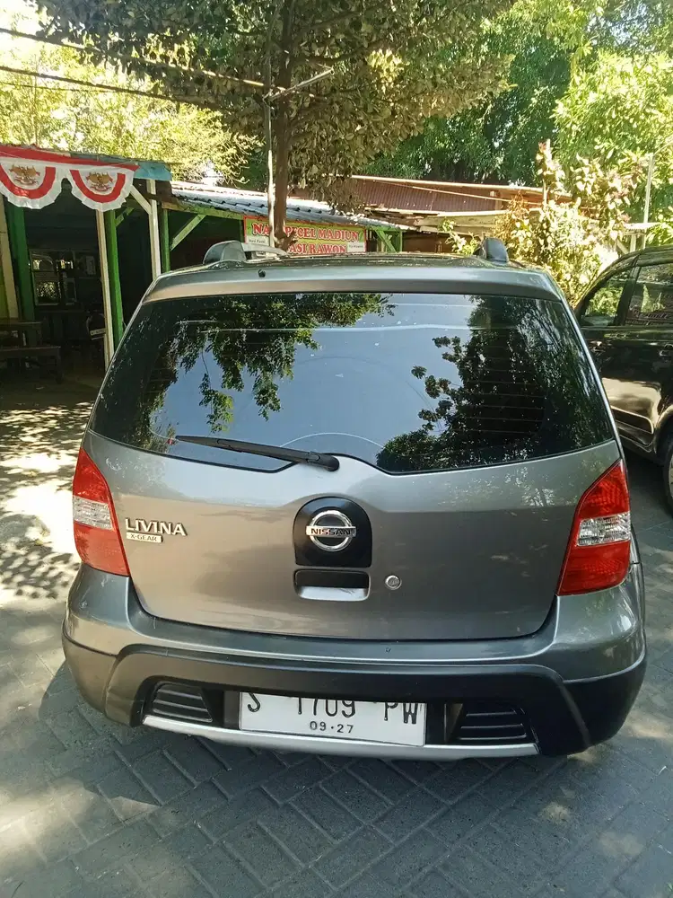 Nissan Livina 2012 Bensin