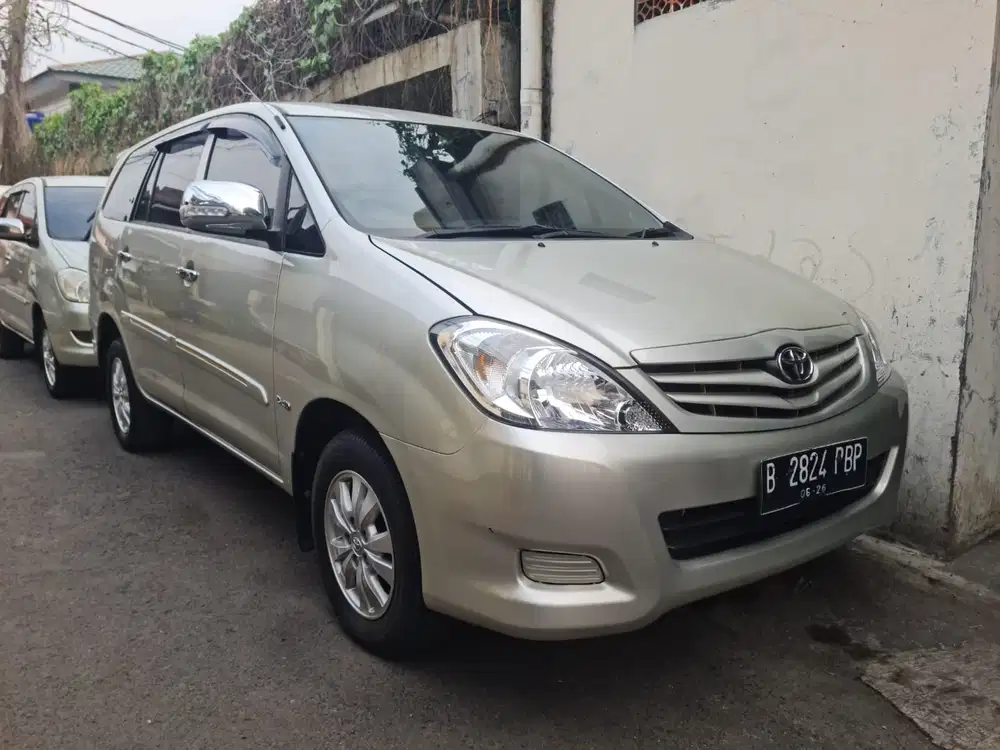 Toyota Kijang Innova 2011 Diesel
