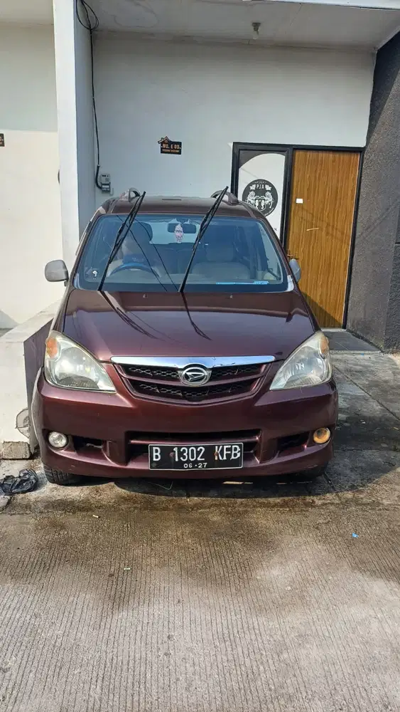 Daihatsu Xenia 2009 Bensin