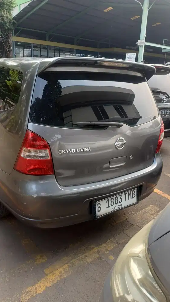 Nissan Grand livina 2012 Bensin